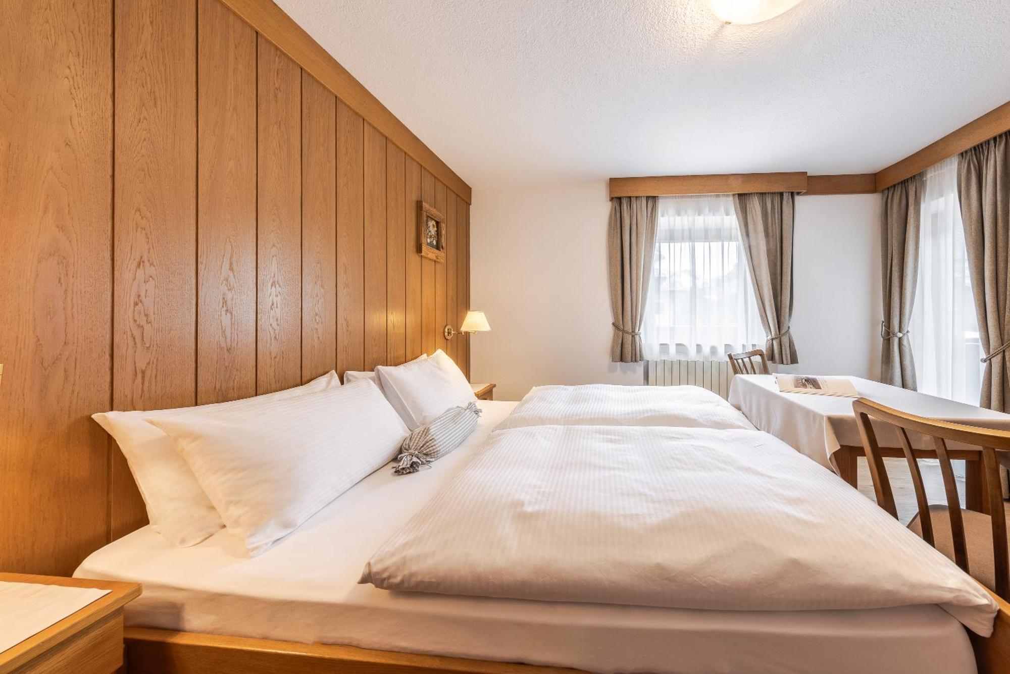 Villa Resi B&B Corvara In Badia Extérieur photo